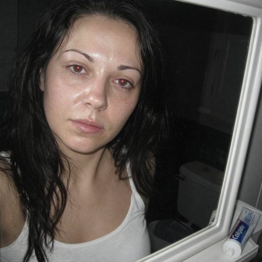 Zeynep Uysal profil fotoğrafı